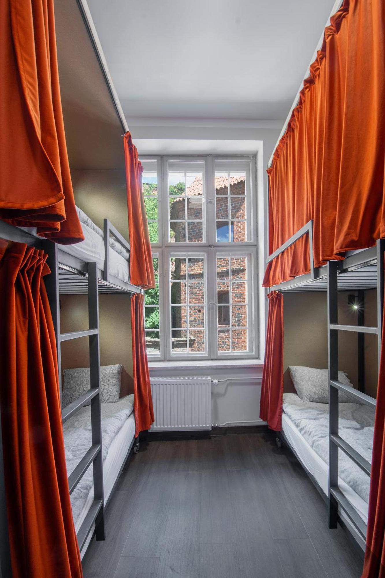 Happy Street Hostel Torun Luaran gambar