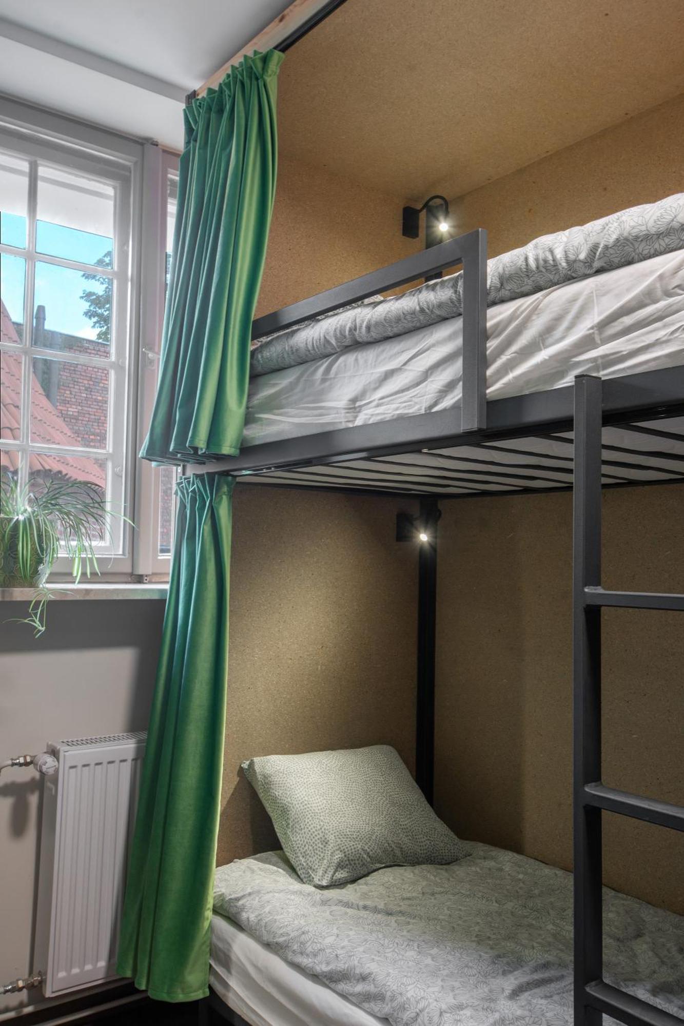 Happy Street Hostel Torun Luaran gambar